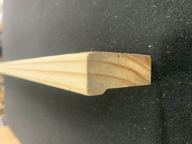 [70002]STRETCHER MOULDING 1 3/4